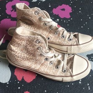Glitter converse